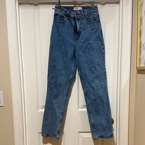 Abercrombie 90s straight ultra high rise  jeans
